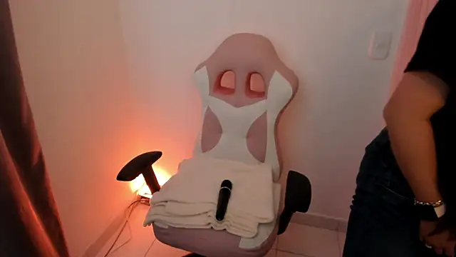 Snapshot of Sweet_Chloe06 chatting on 01.21.25 Sweet Chloe06 online show from 01.21.25