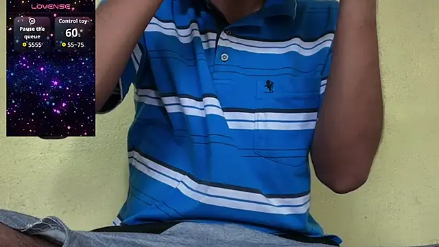 Snapshot of EnriquePersian197 chatting on 09.21.25 EnriquePersian197 online show from 09.21.25