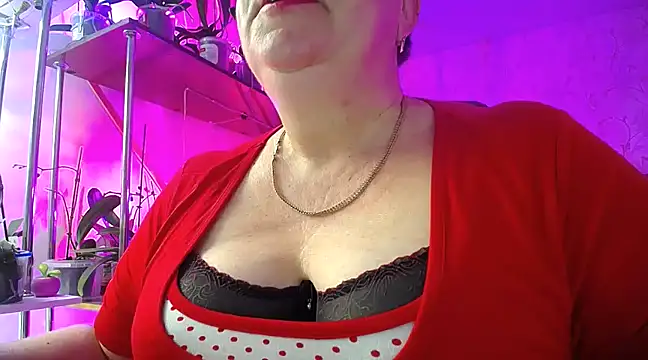 Snapshot of _Sweet_Woman chatting on 01.12.25 Sweet Woman online show from 01.12.25