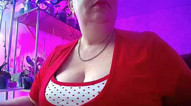 Snapshot of _Sweet_Woman chatting on 02.11.25 Sweet Woman online show from 02.11.25