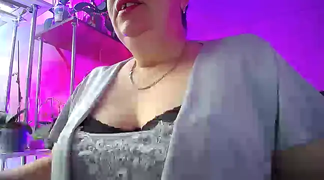 Snapshot of _Sweet_Woman chatting on 02.19.25 Sweet Woman online show from 02.19.25
