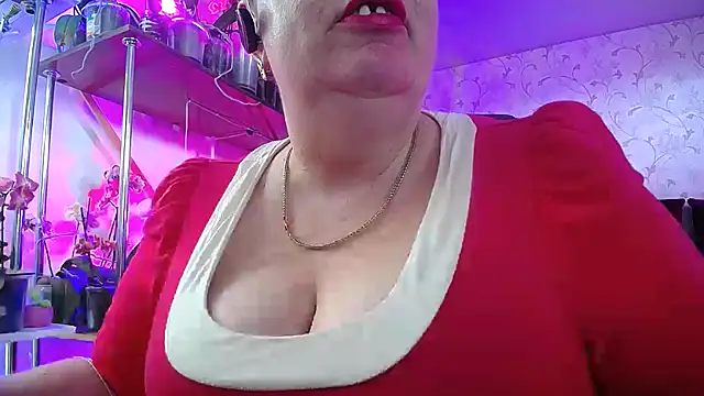 Snapshot of _Sweet_Woman chatting on 03.22.25 Sweet Woman online show from 03.22.25