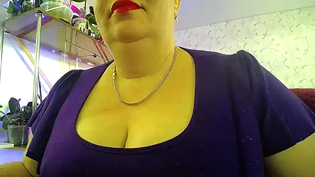  Sweet Woman online show from 02.13.26