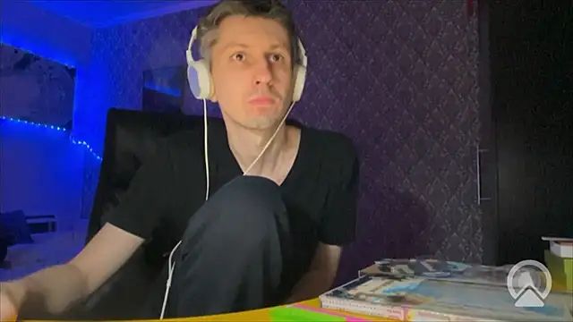 Aki-Laky online show from 01.14.26