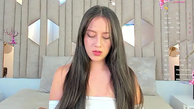 1m caro  online show from 12.06.24