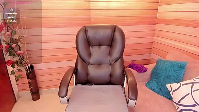 marien thomson  online show from 09.28.25