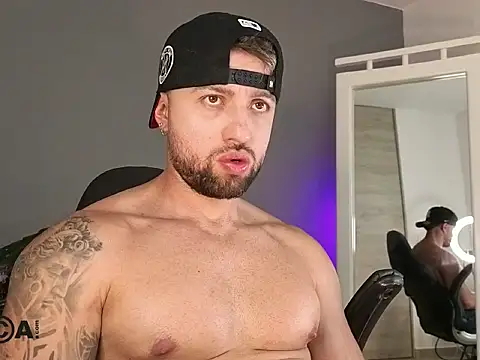 OwenMaximus814 online show from 02.23.26