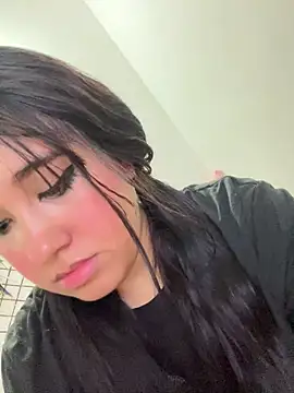 melyescobar online show from 03.04.25