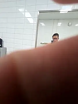 mneuertxh online show from 03.02.26