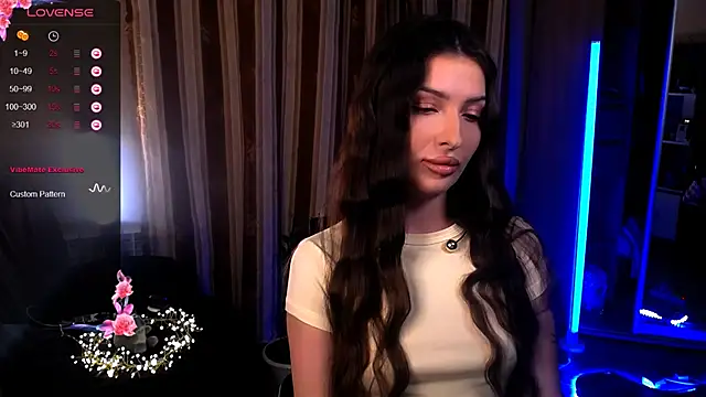 Snapshot of Laura_Bess chatting on 05.30.26 Laura Bess online show from 05.30.26
