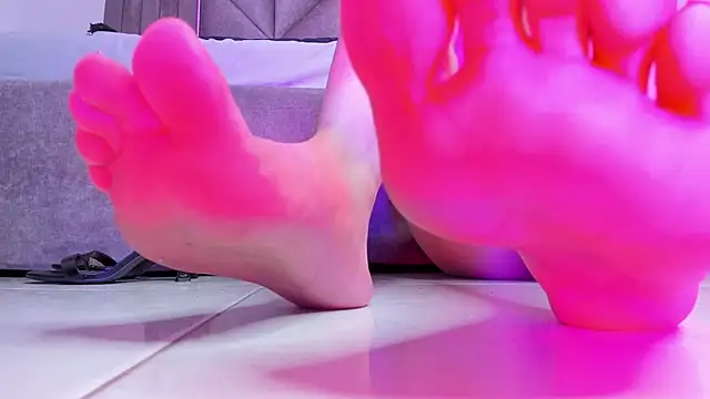 Snapshot of BriaConner_ chatting on 01.18.25 BriaConner  online show from 01.18.25