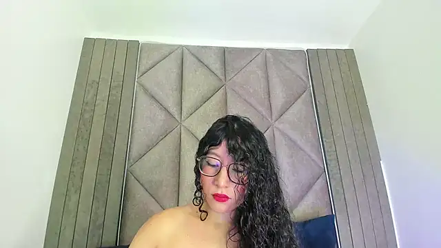 Snapshot of BriaConner_ chatting on 02.03.25 BriaConner  online show from 02.03.25