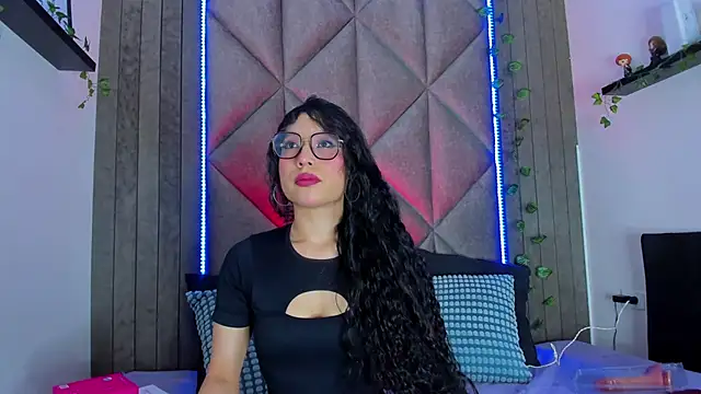 BriaConner  online show from 04.11.26