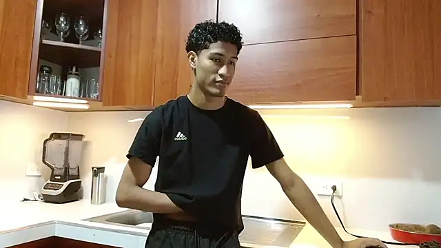 Masterikee online show from 10.17.25