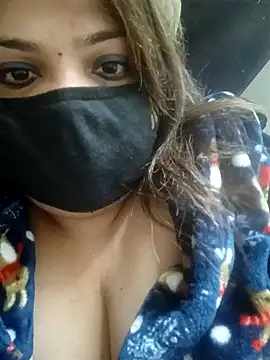 Snapshot of Naughty-Trisha chatting on 01.04.25 Naughty-Trisha online show from 01.04.25