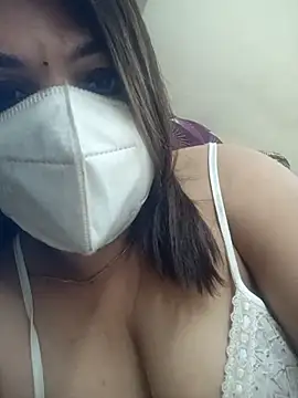 Snapshot of Naughty-Trisha chatting on 10.15.25 Naughty-Trisha online show from 10.15.25