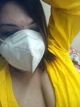 Snapshot of Naughty-Trisha chatting on 10.17.25 Naughty-Trisha online show from 10.17.25