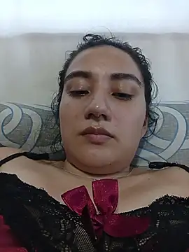 Hellen Alex online show from 12.13.25