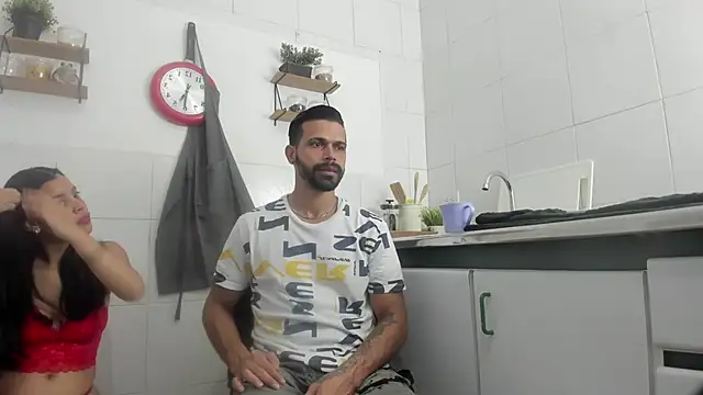 Snapshot of max_ashley_mds chatting on 10.19.25 max ashley mds online show from 10.19.25