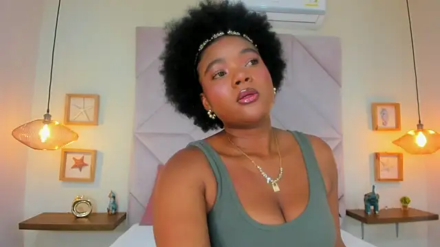 Snapshot of Nickybankss_ chatting on 10.11.25 Nickybankss online show from 10.11.25