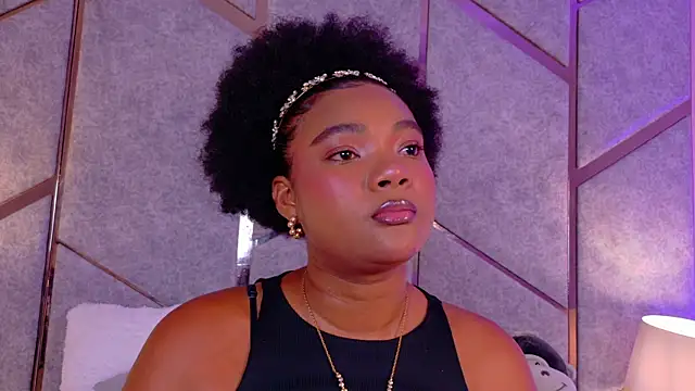 Snapshot of Nickybankss_ chatting on 10.29.25 Nickybankss online show from 10.29.25