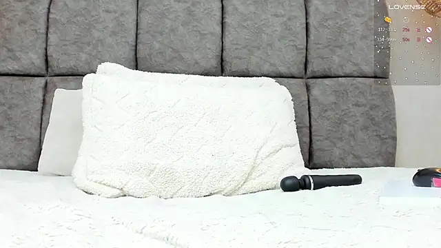megan bakers online show from 02.08.25
