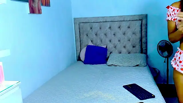 Criss Ariana online show from 12.23.25