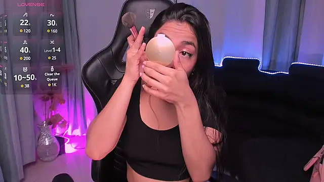 Mia Gothzx online show from 12.22.24