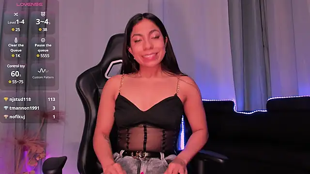 Mia Gothzx online show from 12.23.24
