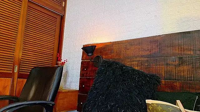 Snapshot of Celeste_sanz chatting on 09.24.25 Celeste sanz online show from 09.24.25