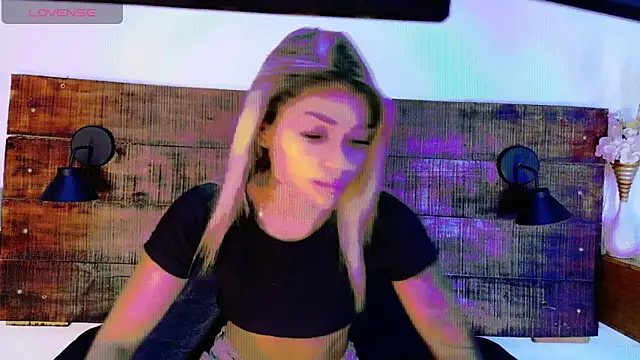 Snapshot of Celeste_sanz chatting on 05.12.26 Celeste sanz online show from 05.12.26