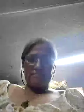 Edged Hot69 online show from 12.11.24