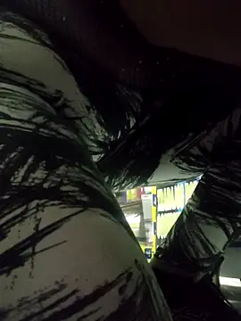 Edged Hot69 online show from 09.25.25