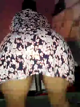 Cat Sharisa online show from 12.24.24