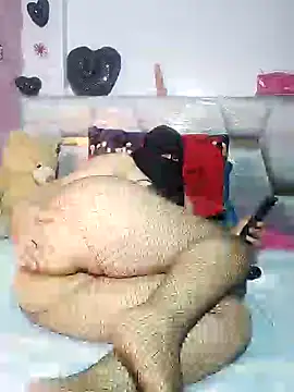 Cat Sharisa online show from 12.30.24
