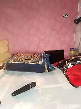 Cat Sharisa online show from 01.06.25