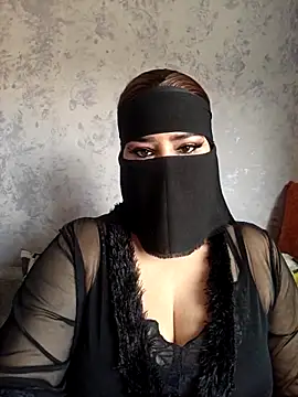 Snapshot of Cat_Sharisa chatting on 10.20.25 Cat Sharisa online show from 10.20.25