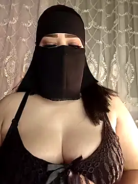 Cat Sharisa online show from 12.22.25