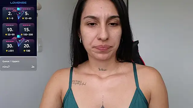 tammyandrade  online show from 02.05.25