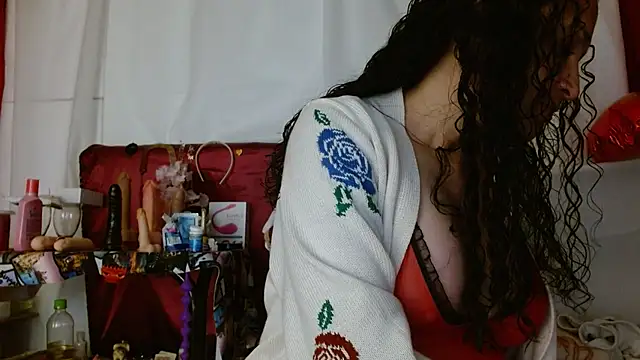 Snapshot of Tita_Madurita chatting on 02.22.25 Tita Madurita online show from 02.22.25