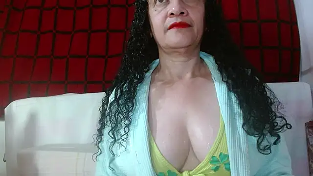 Snapshot of Tita_Madurita chatting on 06.29.26 Tita Madurita online show from 06.29.26