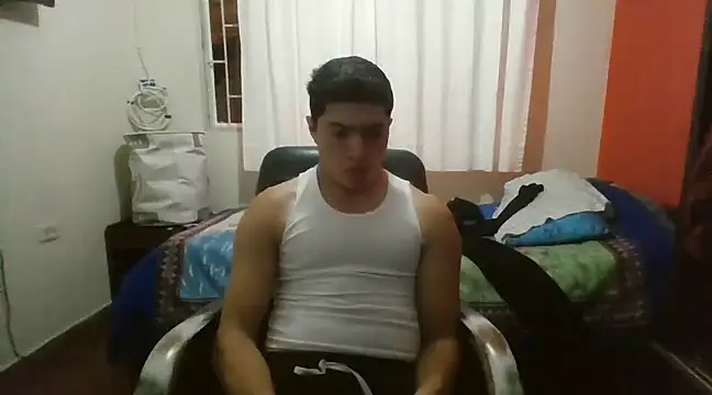 Snapshot of juanklkkp chatting on 03.19.25 juanklkkp online show from 03.19.25