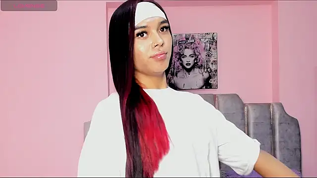 Snapshot of karol_noa chatting on 03.06.25 karol noa online show from 03.06.25