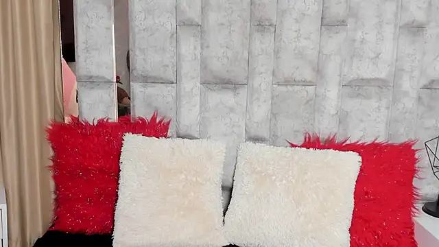 karol noa online show from 10.25.25