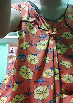 Snapshot of iaparna chatting on 12.22.24 iaparna online show from 12.22.24