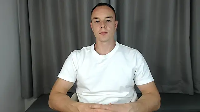 Snapshot of heilgarbest chatting on 12.03.25 heilgarbest online show from 12.03.25