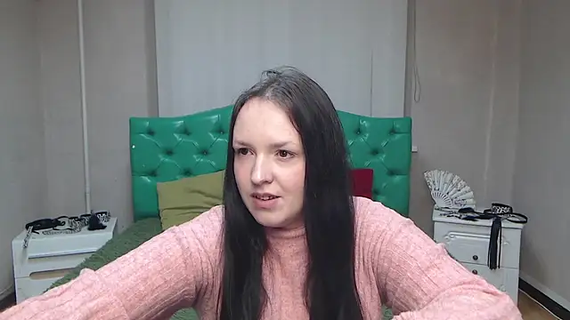IsabelBlackberry online show from 12.06.24