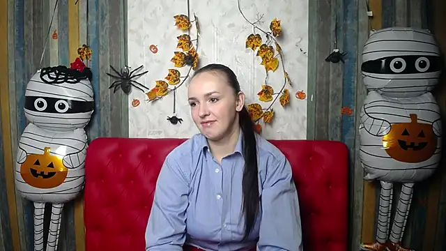 IsabelBlackberry online show from 11.08.25