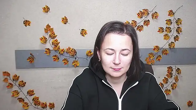 MarieSho online show from 12.10.24