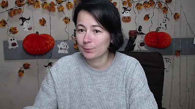 MarieSho online show from 10.28.25